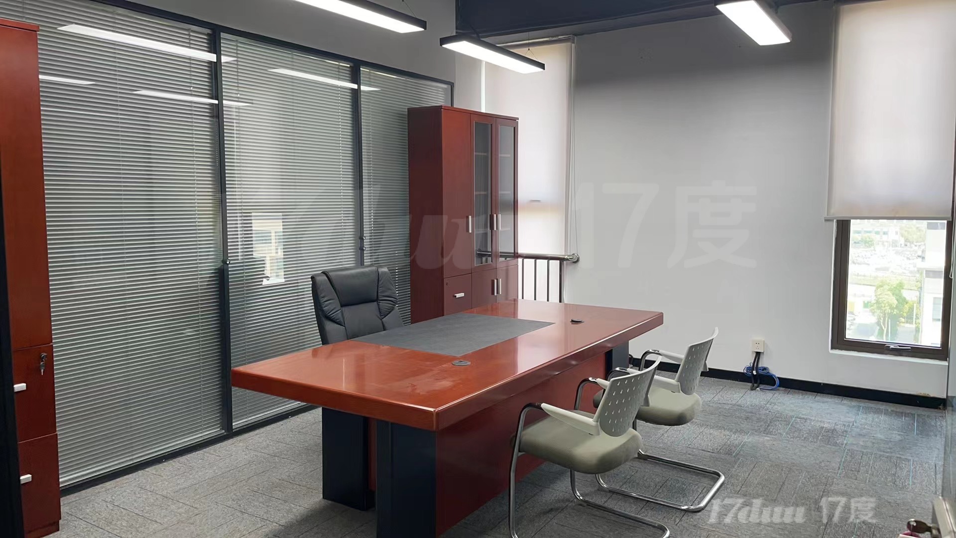 浦江智地精品商务园502㎡?装修 隔断