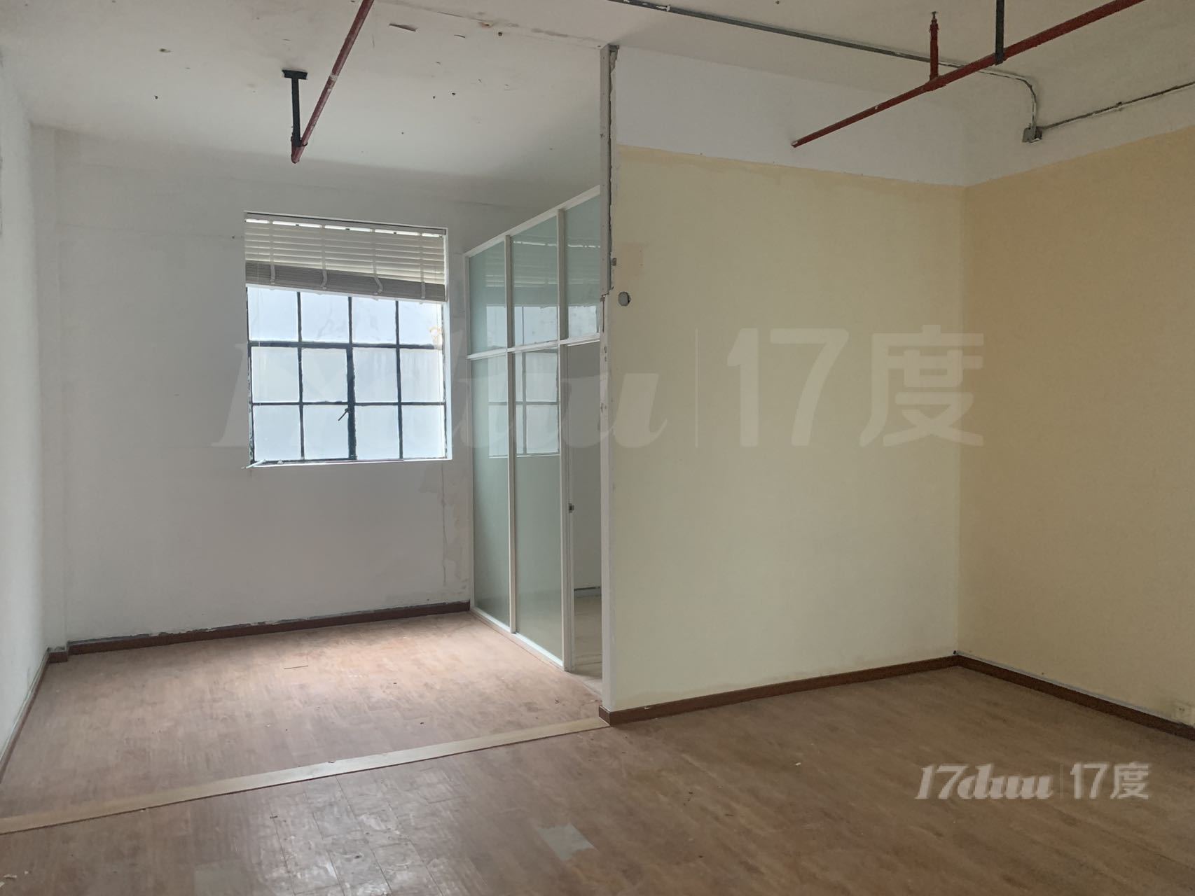 江宁路地铁口 中华1912创意园 可营业办公 随时可看