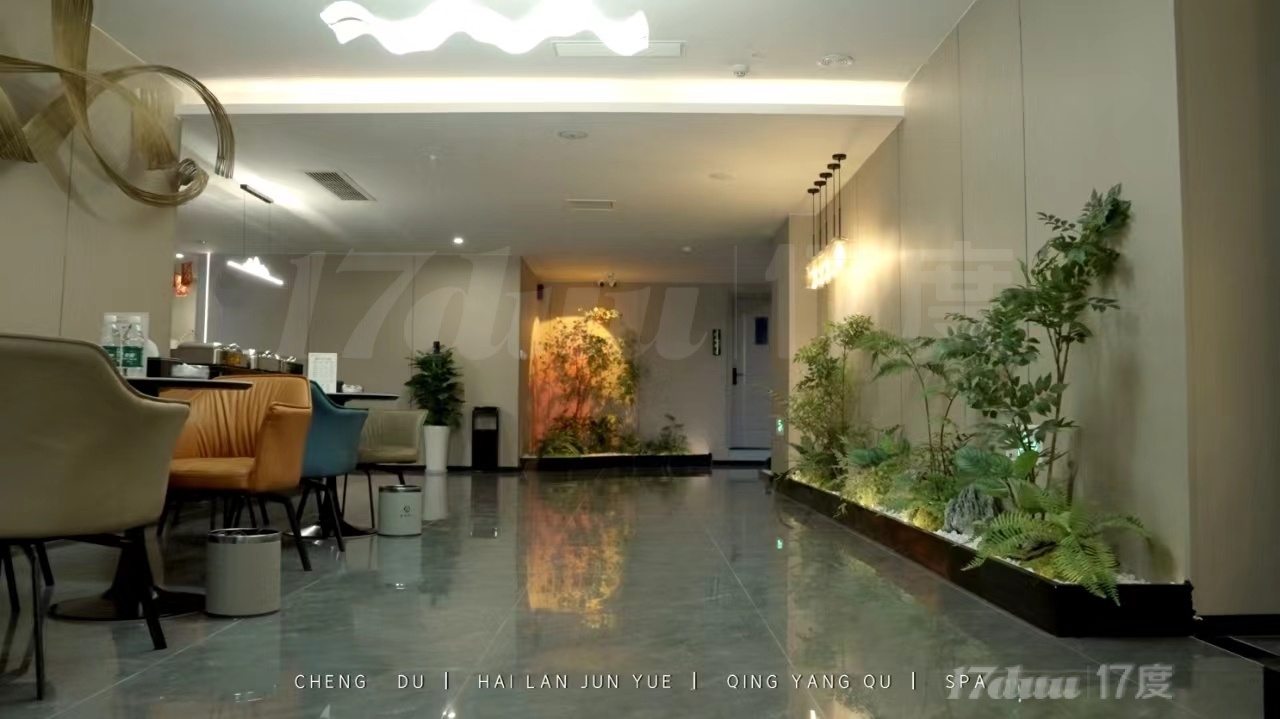 青羊区中坝站整层2000㎡足浴店整体转让，有意者联系