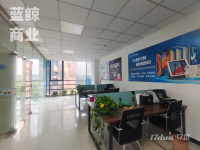 全套办公家具 户型方正 玻璃隔断 布局合理 性价比高