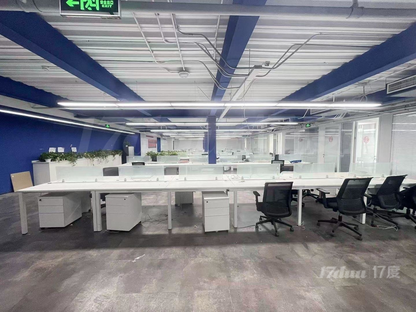 海淀独栋丨精装修带家具丨可自由定制丨配中央空调丨停车位免12
