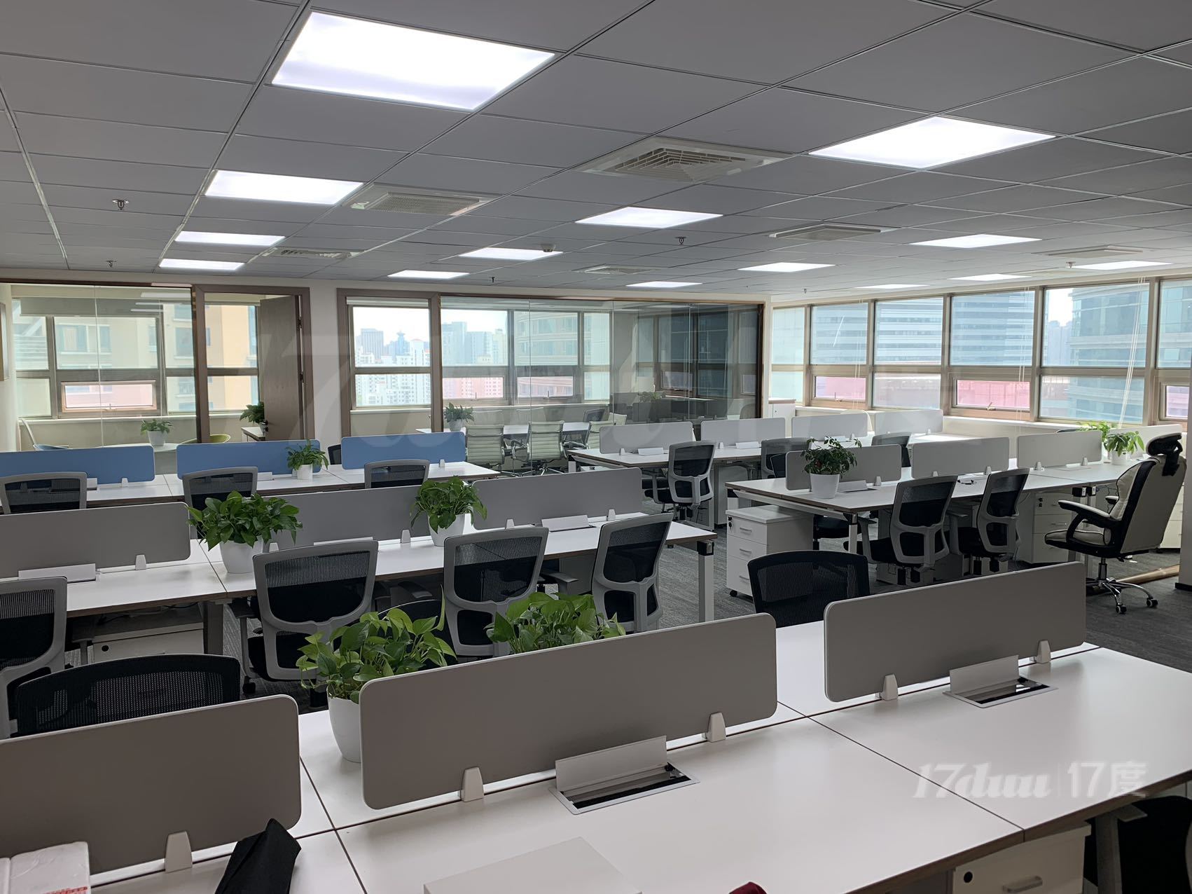 中山公园长宁路地铁口 交通便利精装修超省