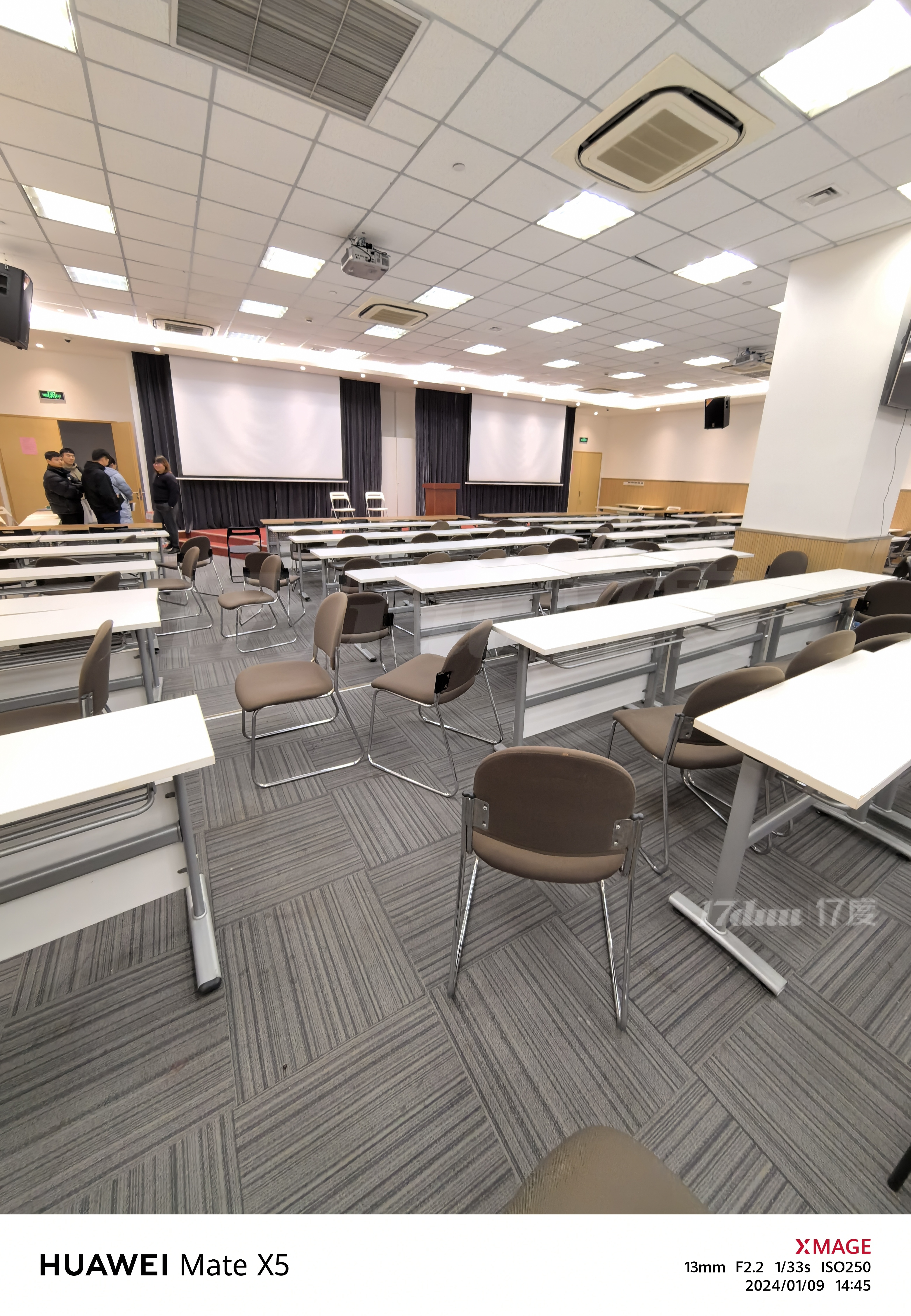 中山西路2 11线地铁口 交通商业便利户型方正采光好