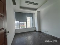 祁连山路地铁口，精装带家具，落地窗，随时看房