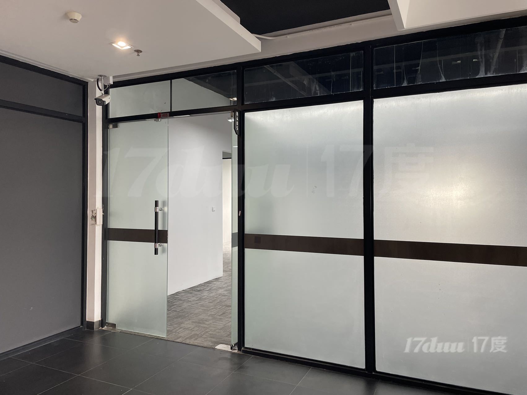 康健商务广场精装带家具，户型方正，落地窗，随时看
