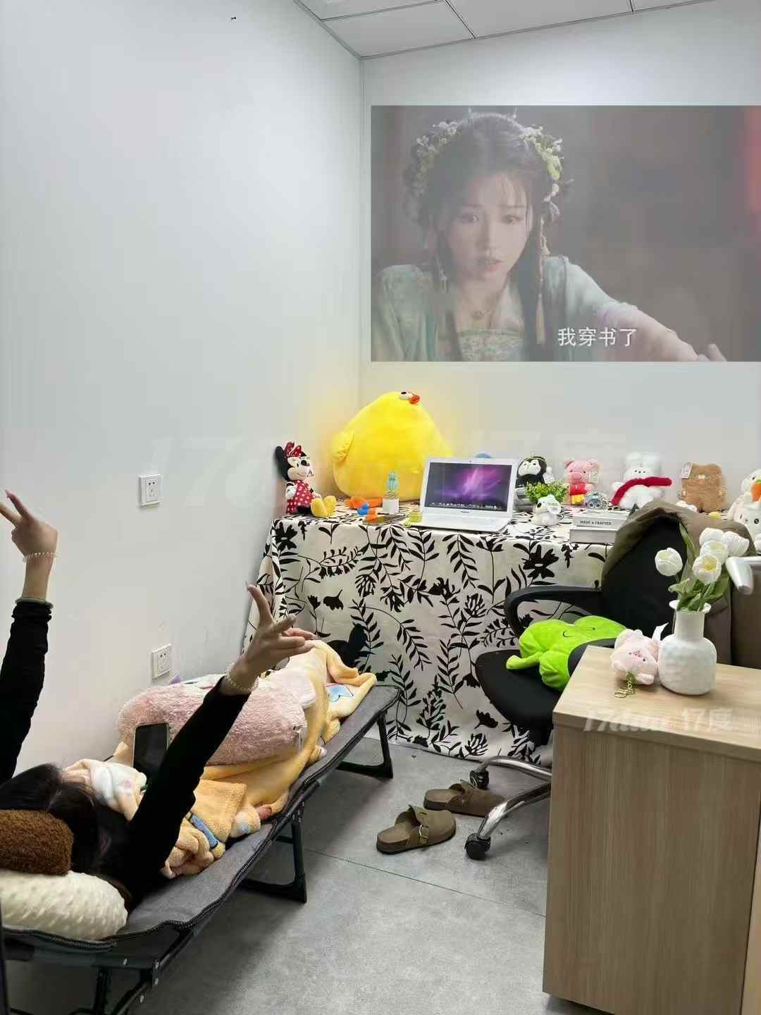 南山南油共享办公室，联合办公低成本，880起租期灵活选择多！