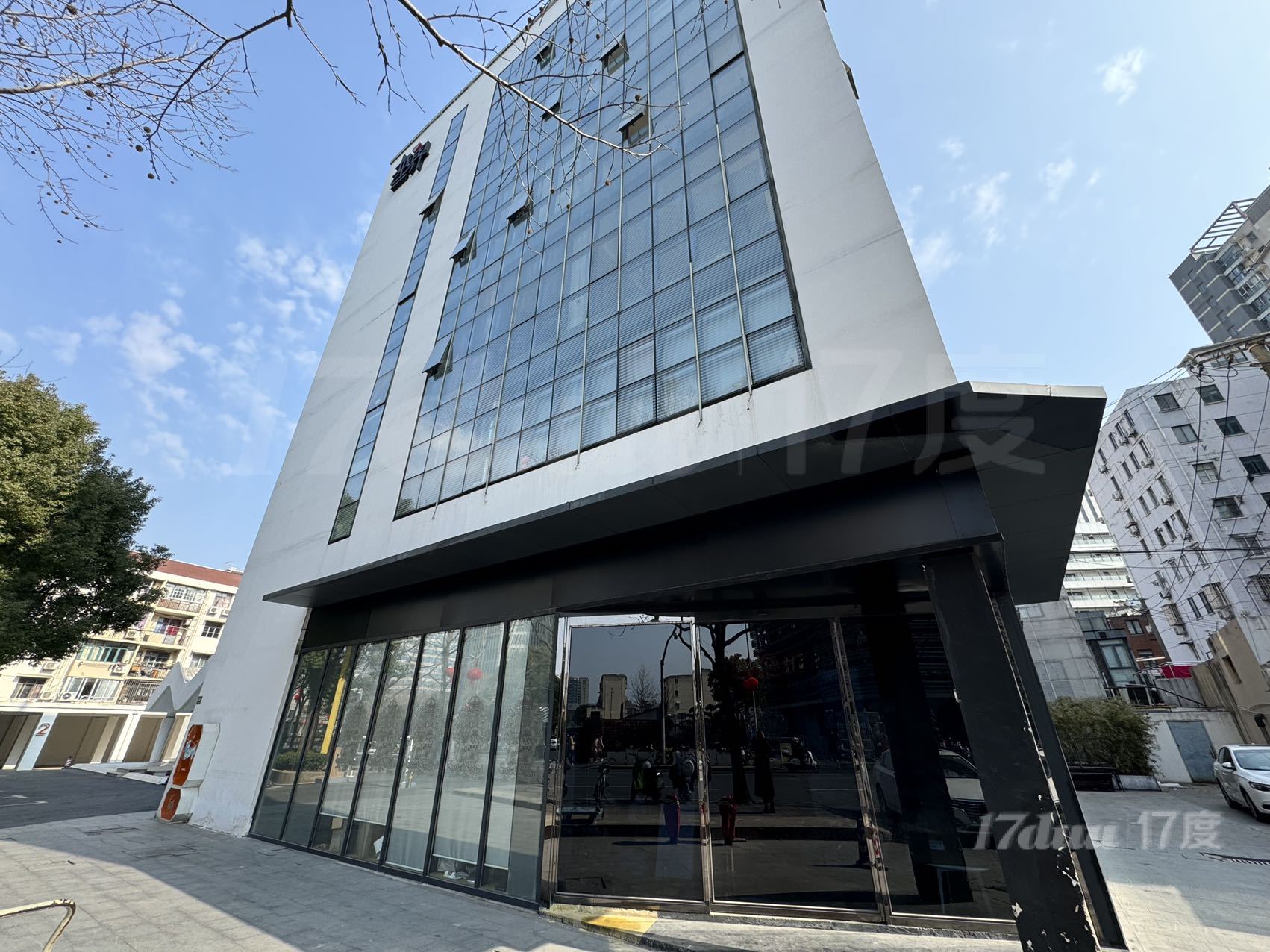 枫林创意园区沿街精装办公可商业带露台特惠出租