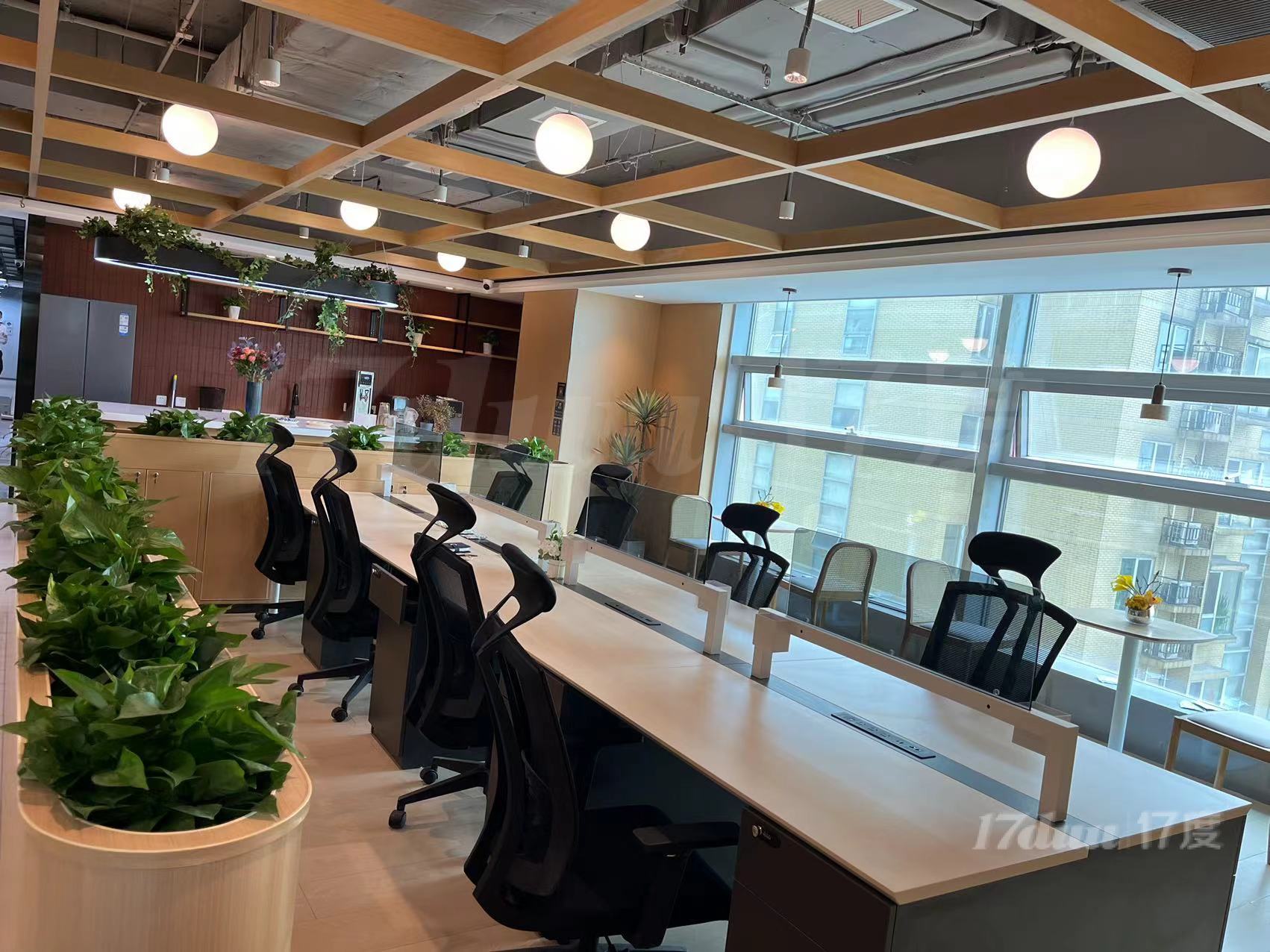地址挂靠可出全套房屋产权，租赁合同，注册资料提供租金发票