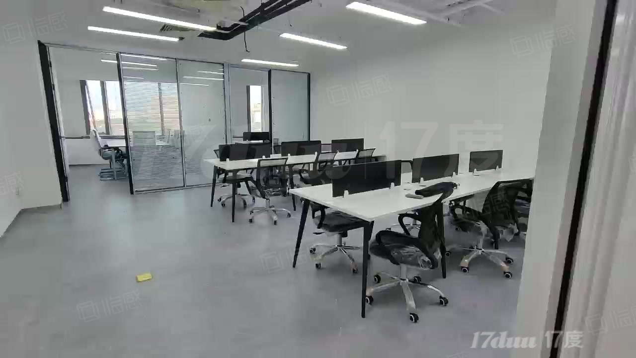 知春路双线地铁100米 紫金数码园精装修带家具 随时可用